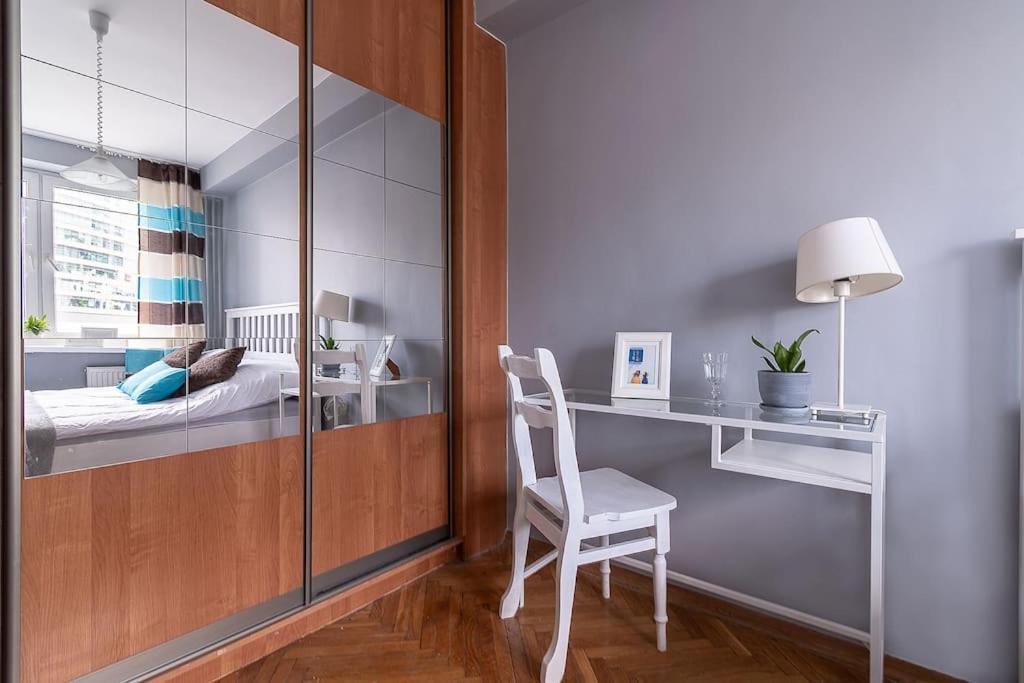Central Station Gold Street Apartment Warschau Buitenkant foto
